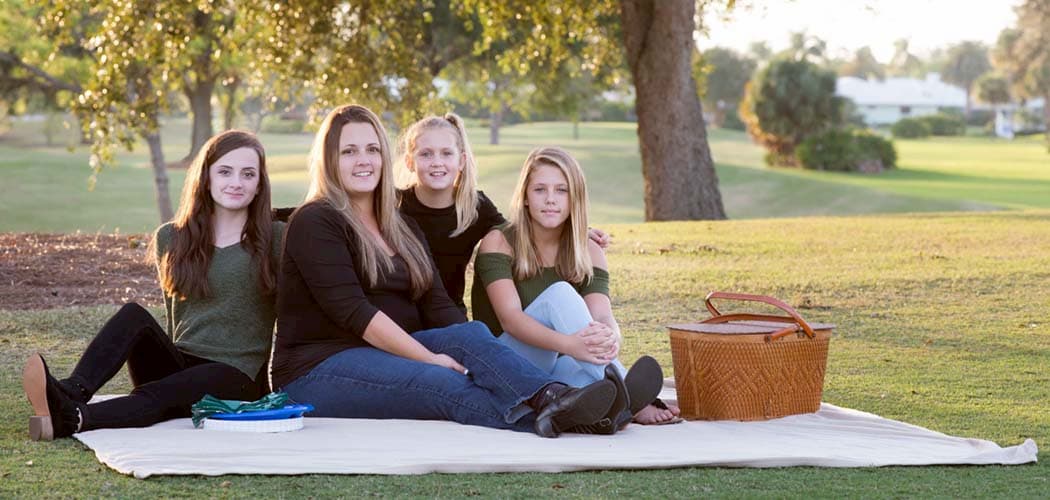 Crystal Jones with 3 girls